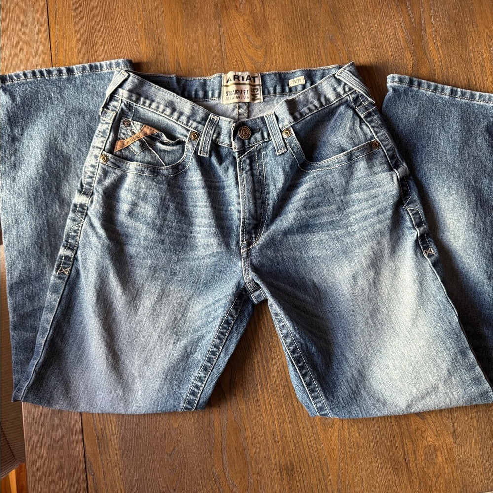 Ariat Men's Relaxed Fit Light Blue Jeans